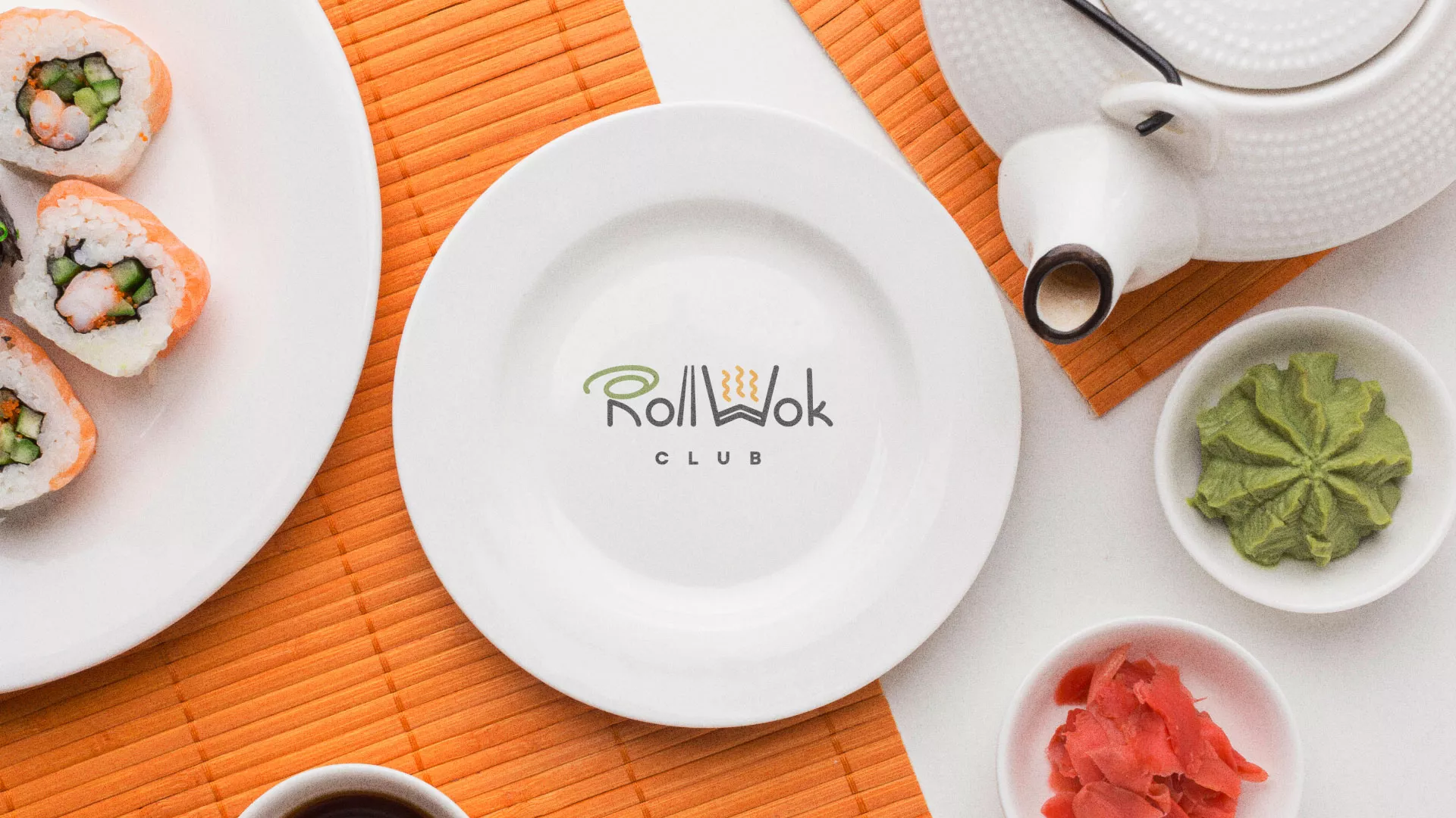 Разработка логотипа и фирменного стиля суши-бара «Roll Wok Club» в Железнодорожном